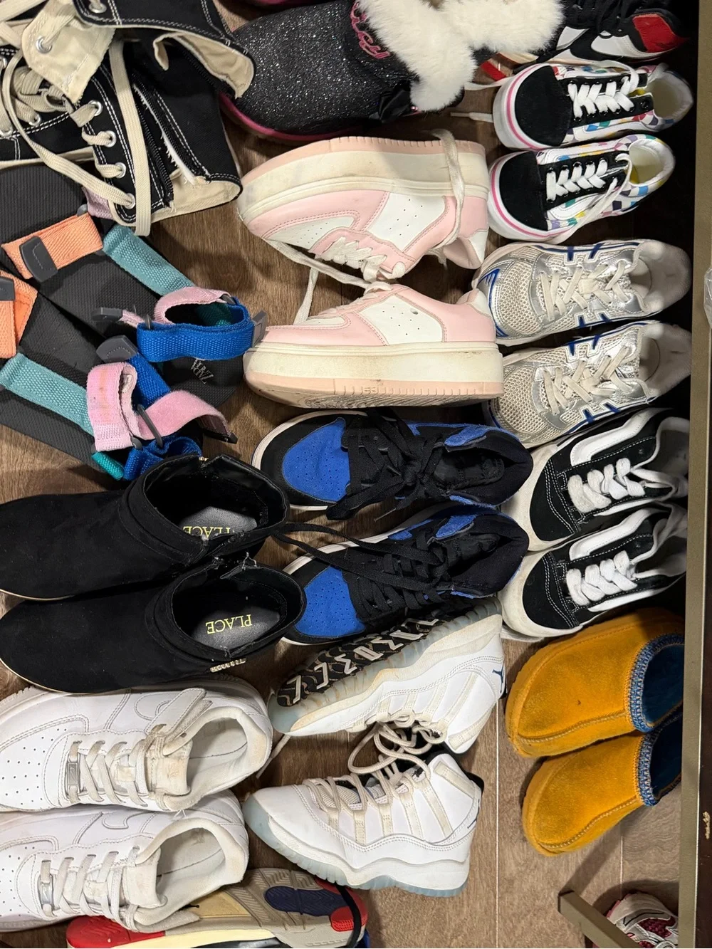 Kids shoes blow out SALE❗️❗️❗️❗️❗️